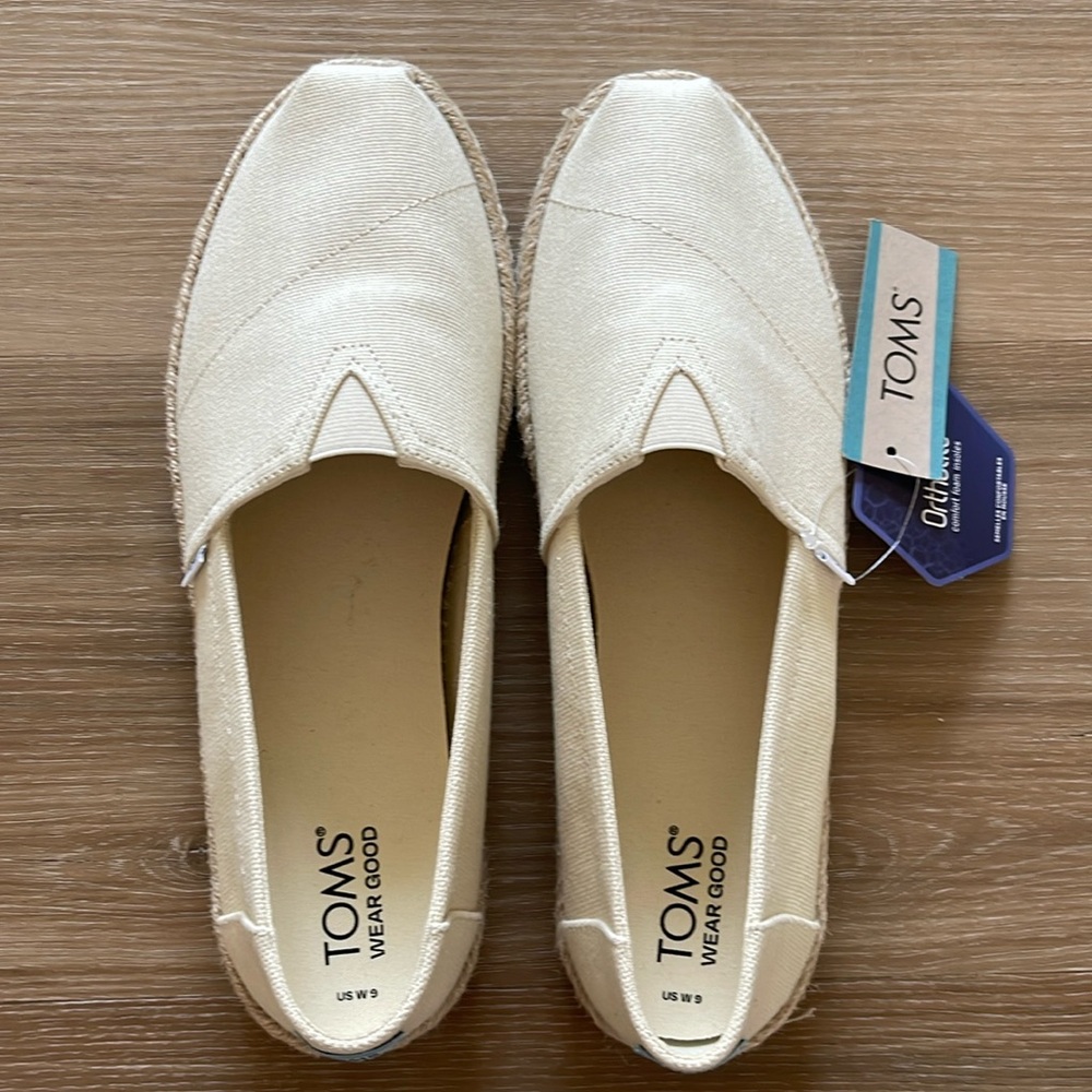 Tom’s - Women’s Belmont Rope - Natural Canvas - Size 9